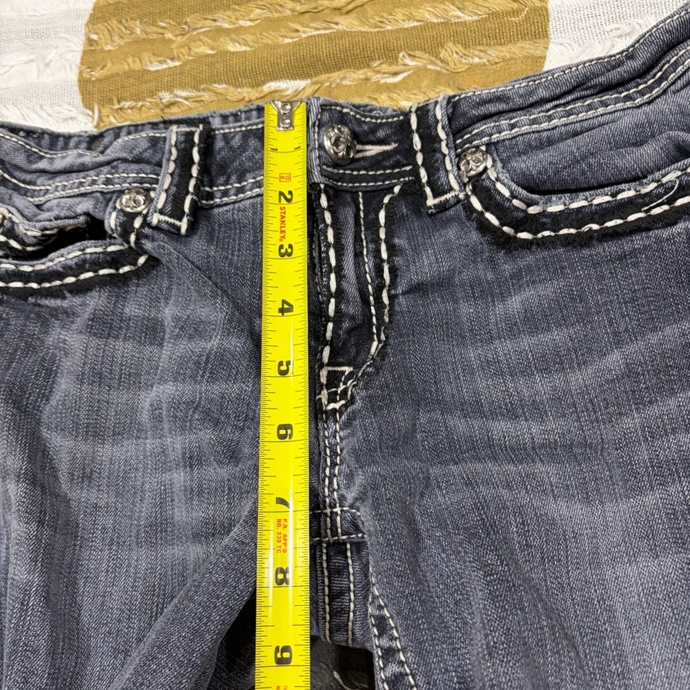 Miss Me Sz 29 Womens Gray Shorts Denim Cut Offs Beach Pool Travel Y2K Bikercore - Picture 13 of 13